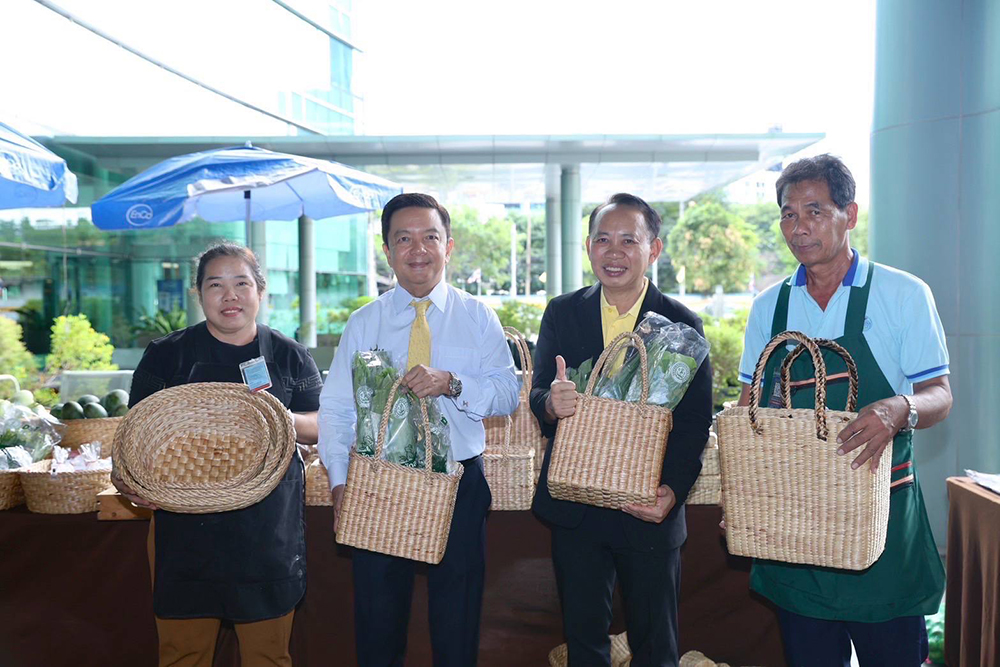 กลุ่ม ปตท. เดินหน้าสร้างรอยยิ้มให้เกษตรกรไทย ลดปัญหาผลผลิตล้นตลาด หนุนเศรษฐกิจชุมชนยั่งยืน