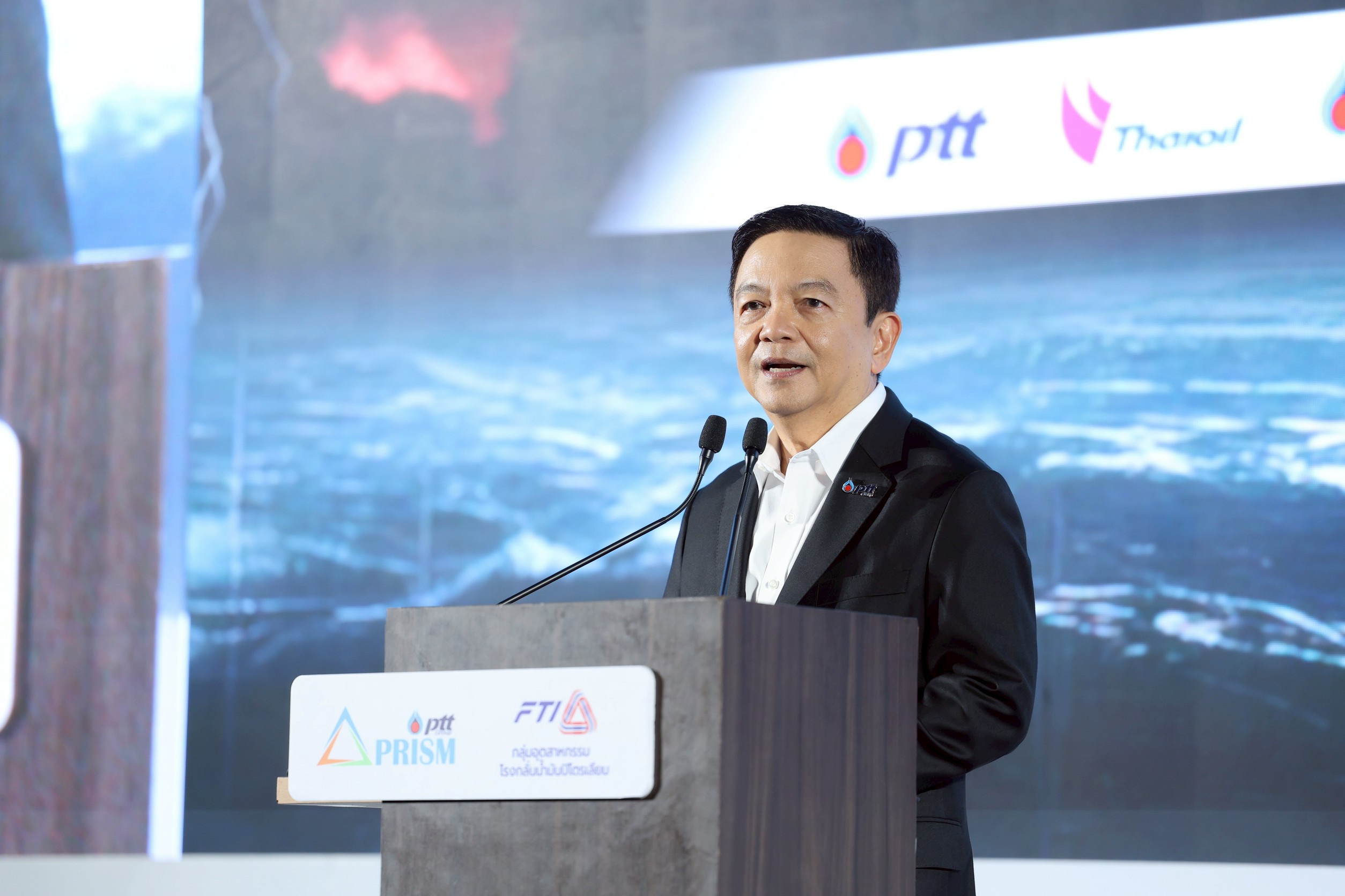 กลุ่ม ปตท. - ส.อ.ท. เดินหน้าขับเคลื่อนประเทศไทย ด้วยพลังงานที่ยั่งยืน คาดราคาน้ำมันปี 69 อยู่ 60 – 70 ดอลลาร์/บาร์เรล