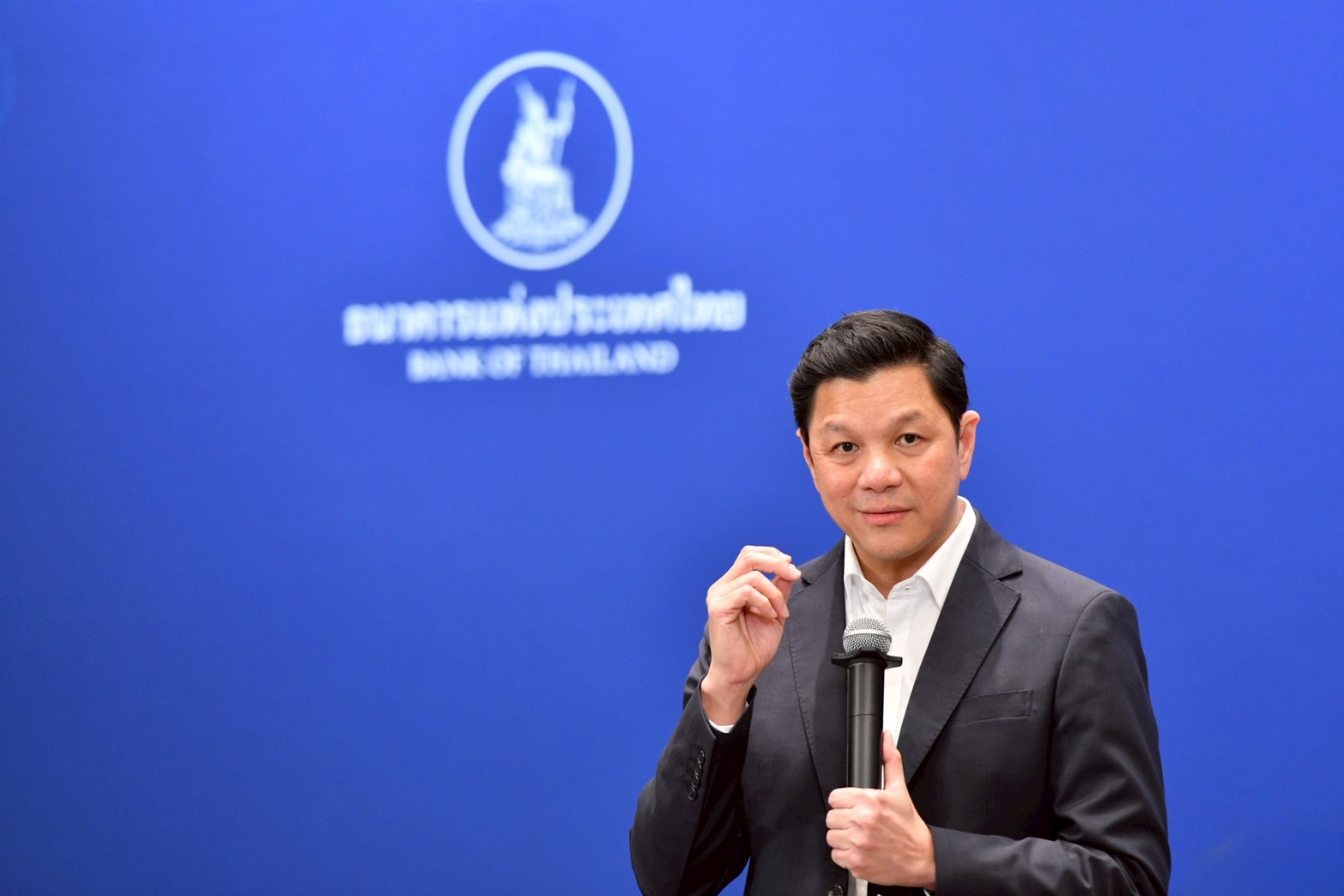 “วิทัย” ชี้เศรษฐกิจไทยเปราะบาง แนะ “แก้ปัญหาเชิงโครงสร้าง” หนุนการเติบโตอย่างยั่งยืน