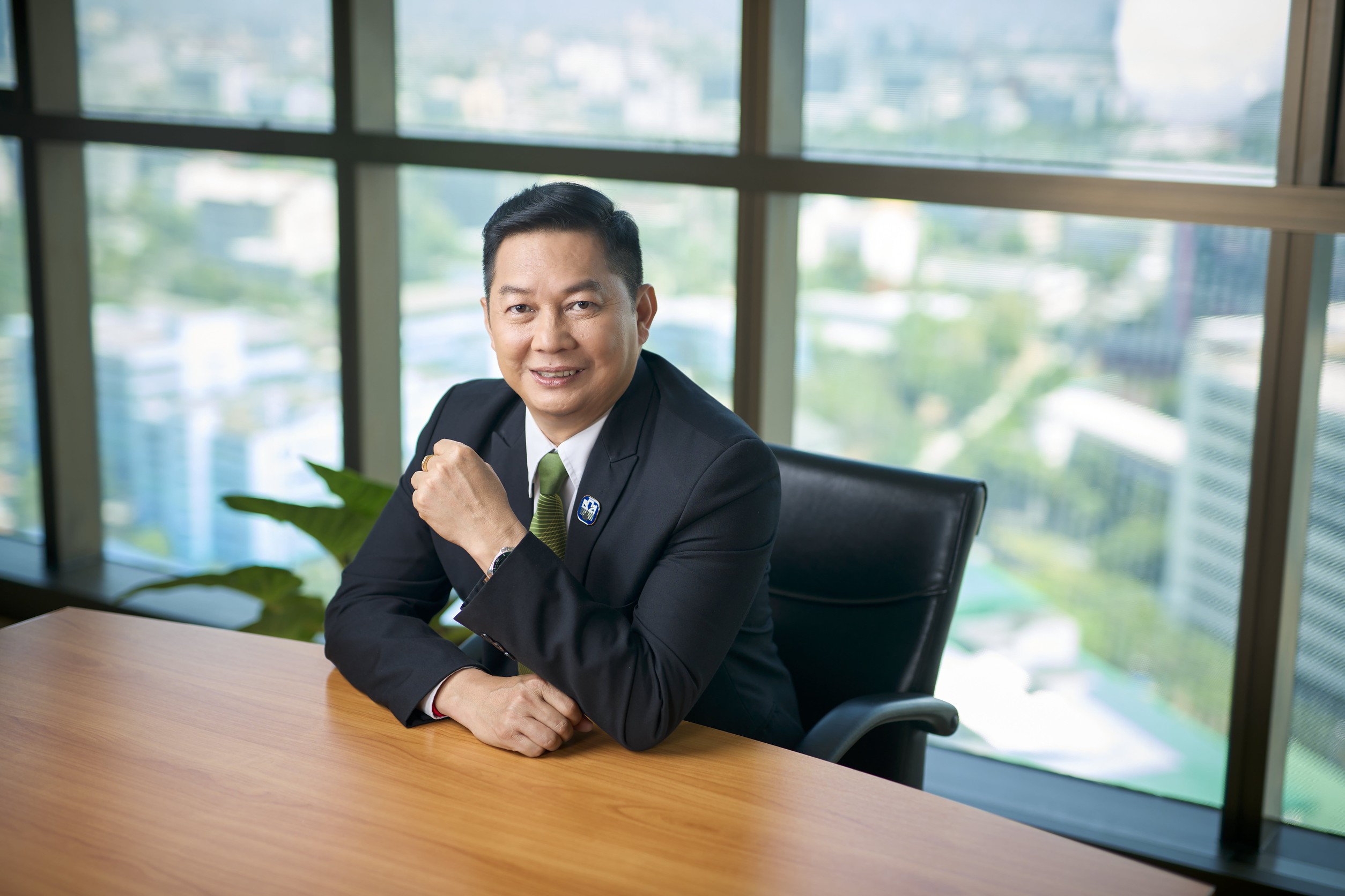 ธ.ก.ส. เปิดตัว 2 สลากออมทรัพย์ “กระพ้อมทอง - กระพ้อมเงิน” ลุ้นโชคใหญ่ได้ทุกเดือน