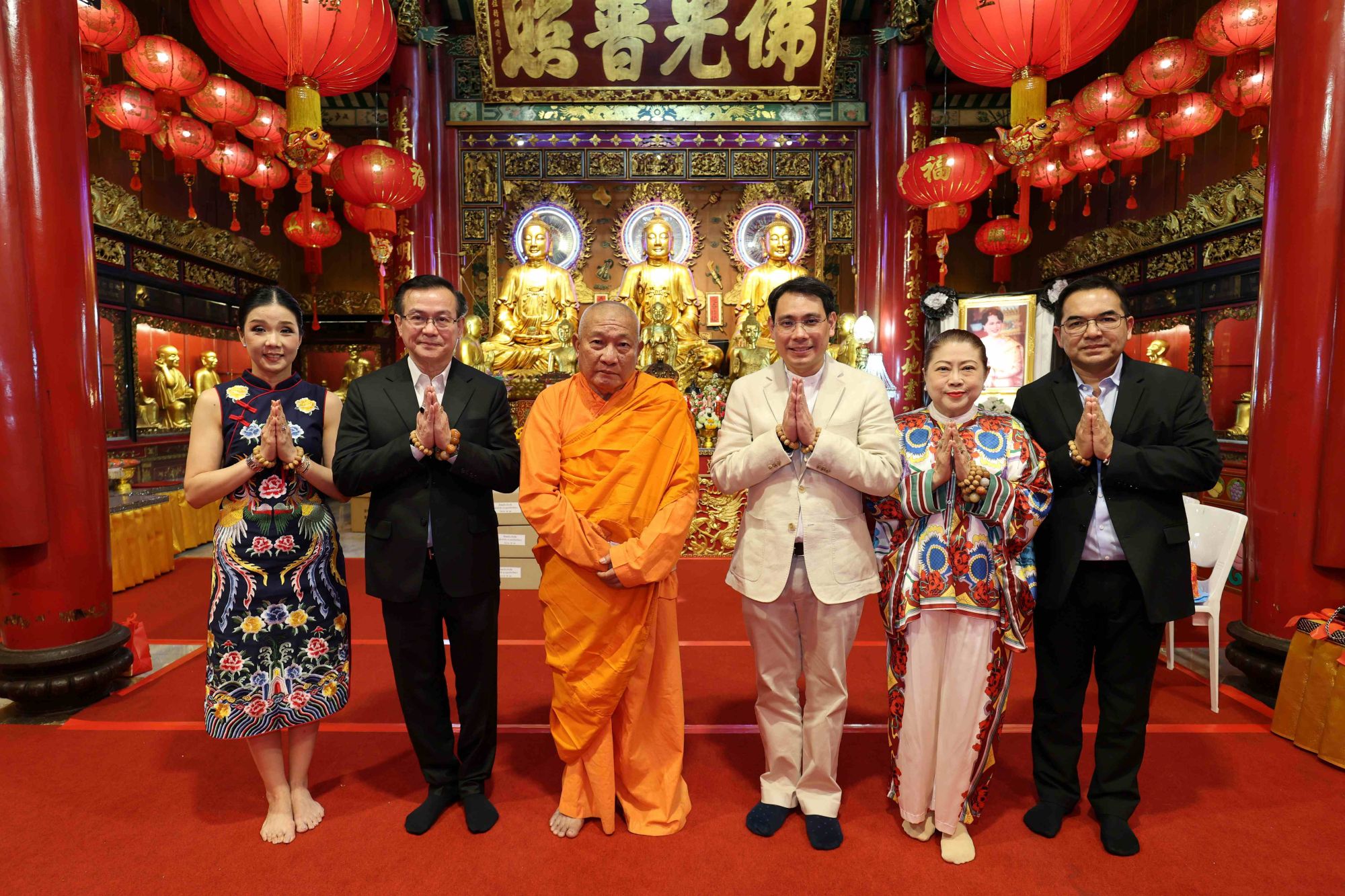 ทิพยประกันภัย กราบถวายปฏิทิน “พระพุทธนิมิต” ประจำปี 2569 ณ วัดมังกรกมลาวาส (เล่งเน่ยยี่)