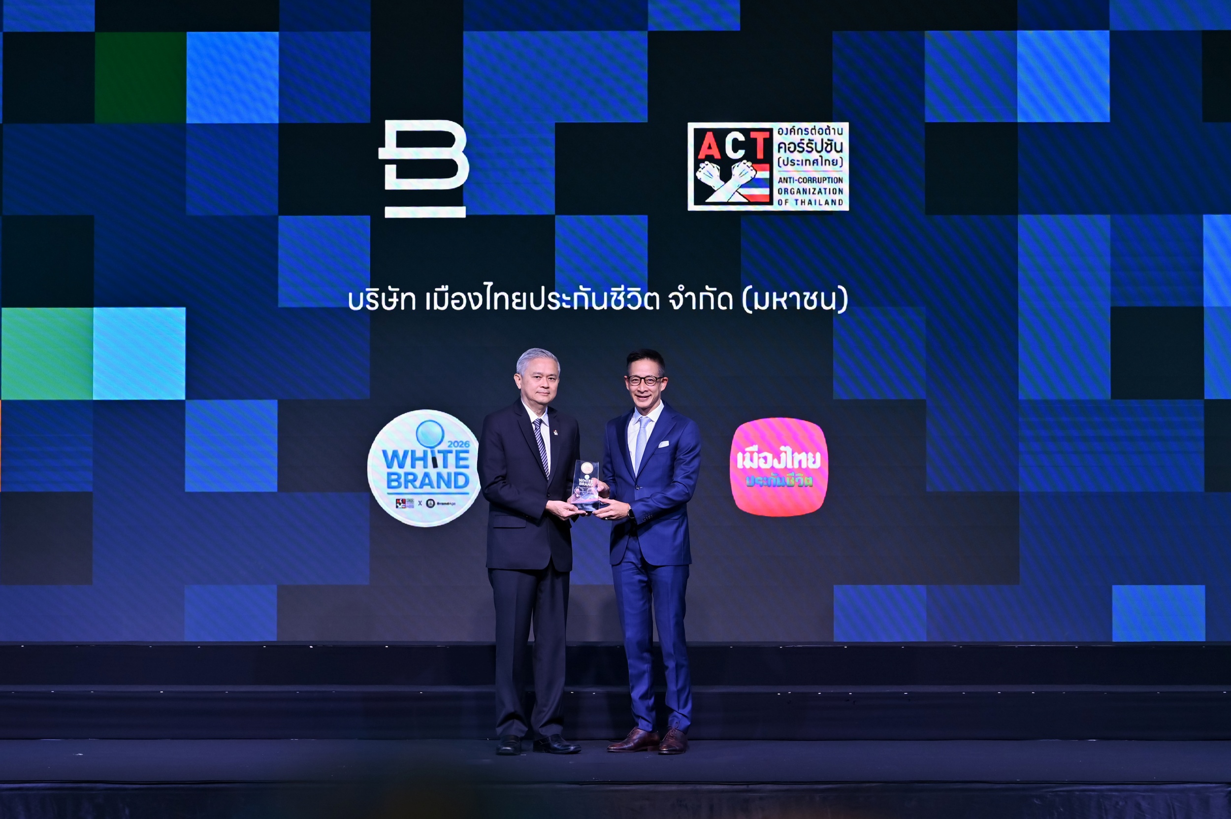 เมืองไทยประกันชีวิต คว้า 4 รางวัลใหญ่ สะท้อนความน่าเชื่อถือ ภาพลักษณ์แบรนด์แข็งแกร่ง